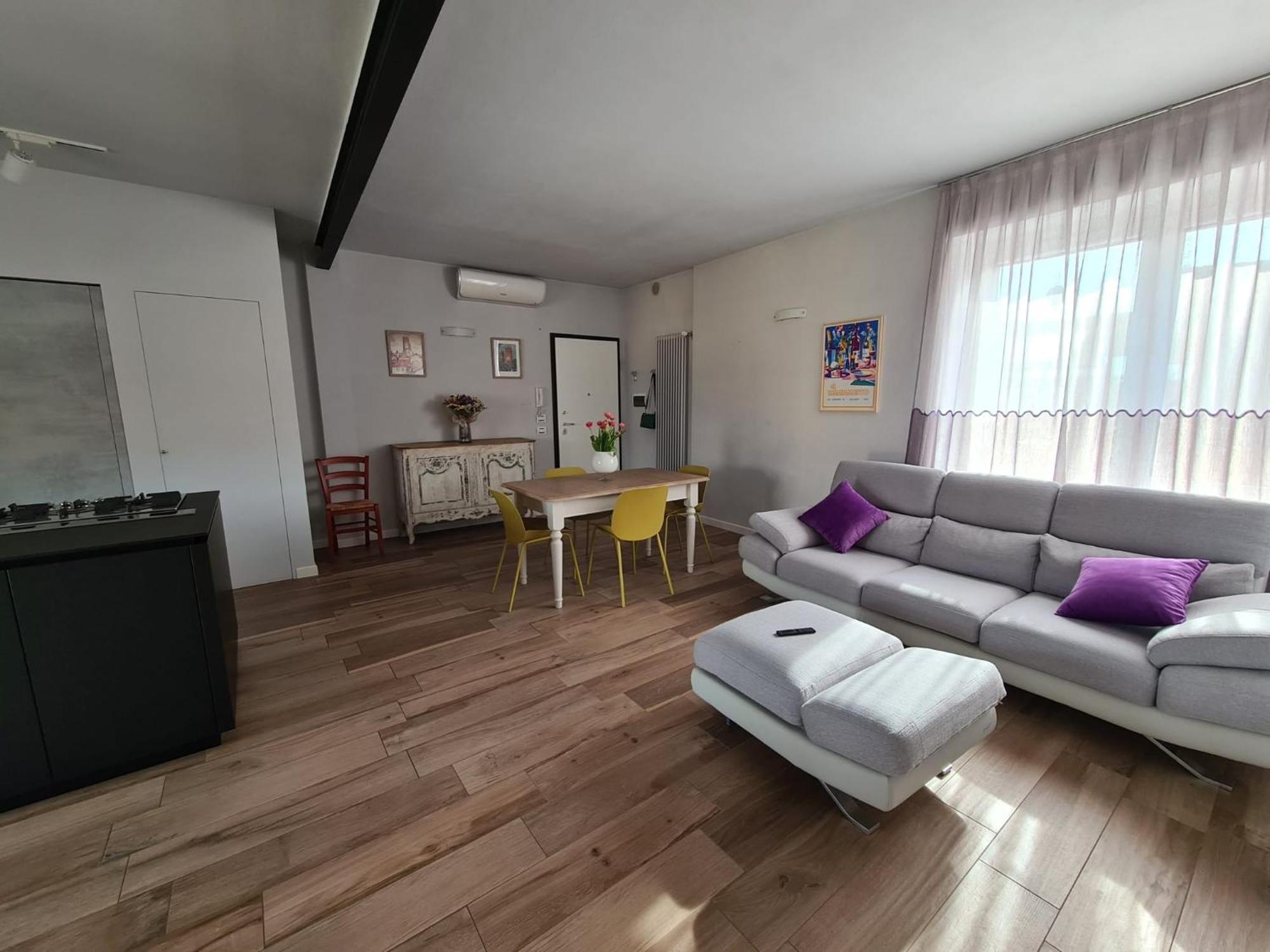 Cuore Di Alba Charming Apartment Zewnętrze zdjęcie